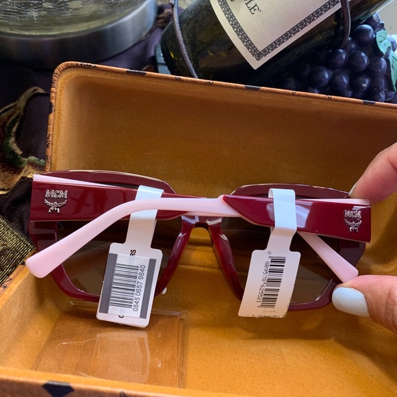 SOLD⛔️Authentic MCM star Studs 55 acetate colorblock sunglasses - Picture 5 of 14